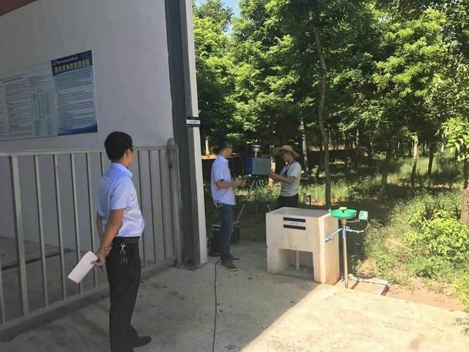 市生态环境保护局环科院监测部门对14家企业进行